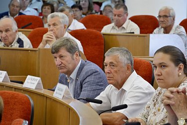 У областного Совета ветеранов новый председатель и новое название